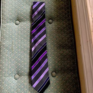 Geoffrey Beene Striped Tie